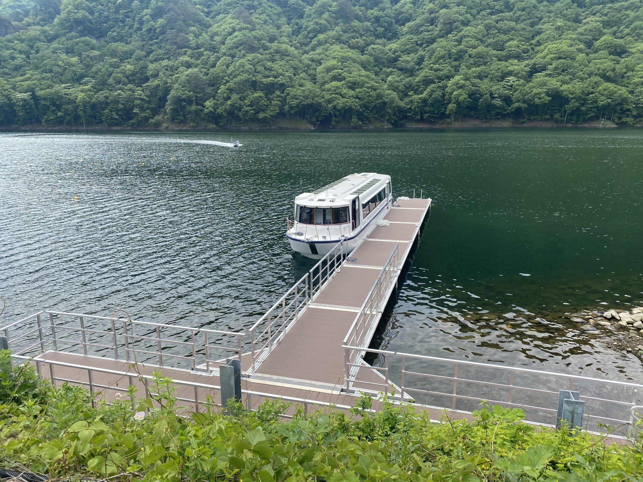 浮桟橋（ポンツーン） ヨッティングワールド